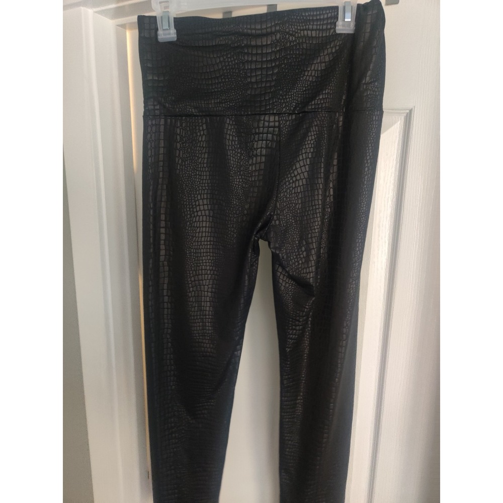 SHEIN Womens Black Crocodile Embossed High Waisted Leggings Large NWT - Picture 5 of 5